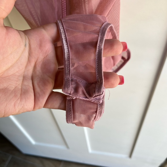 FASHION NOVA blush pink mesh zip up front bodysuit - Picture 6 of 6